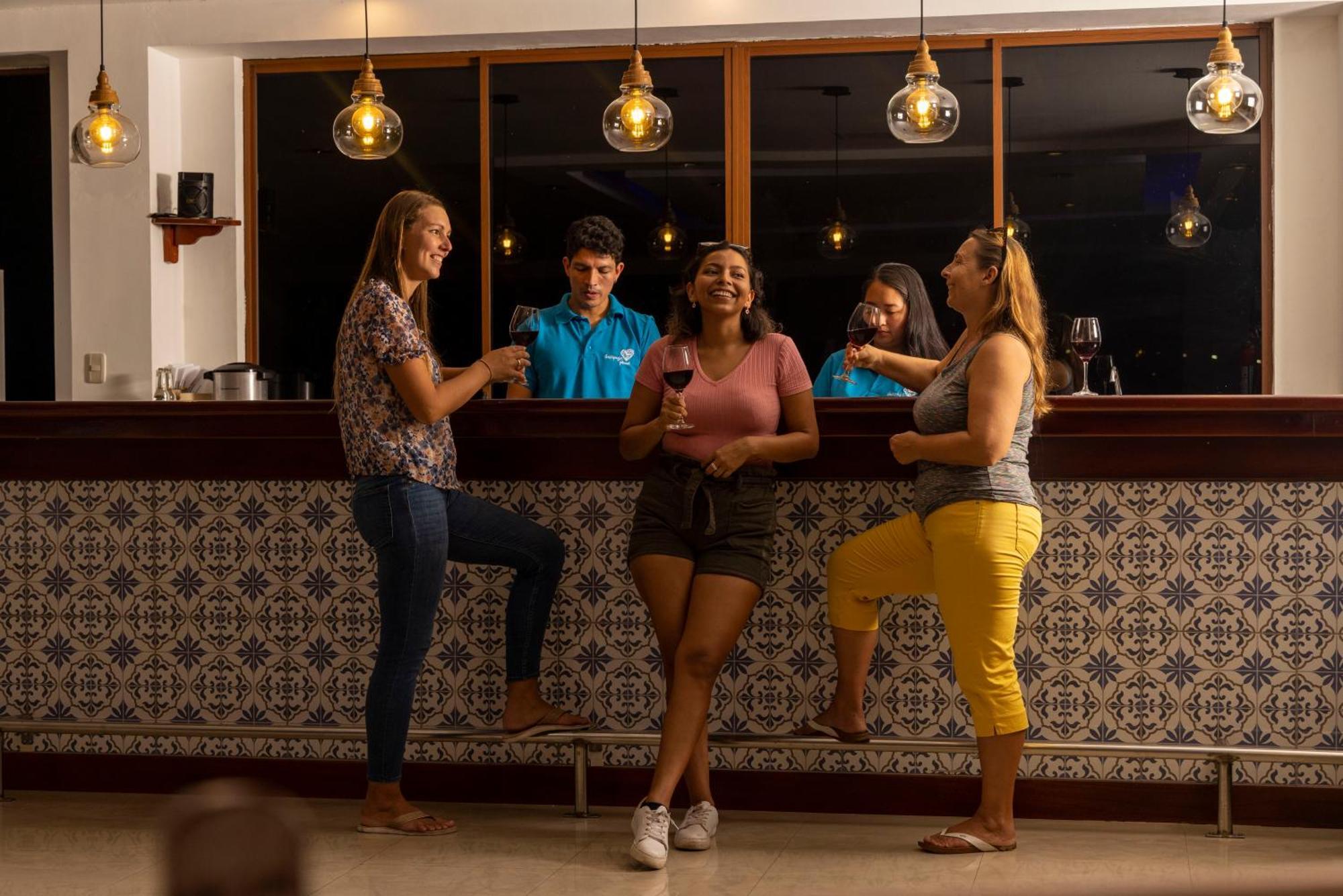 Galapagos Planet Hotel Puerto Baquerizo Moreno Kültér fotó